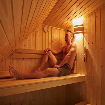 In Limburg With Sauna & Pool *