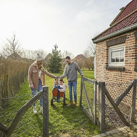 In Limburg With Sauna & Pool Roggel