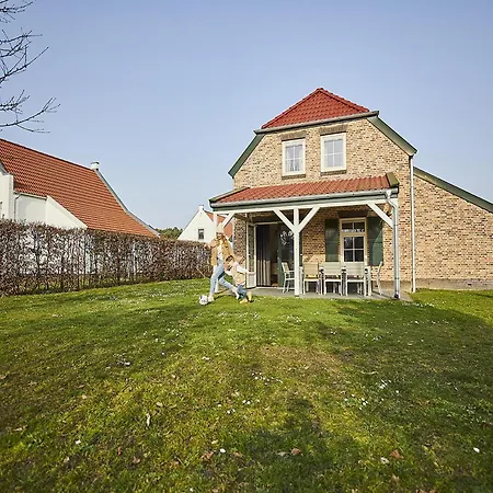 In Limburg With Sauna & Pool Roggel